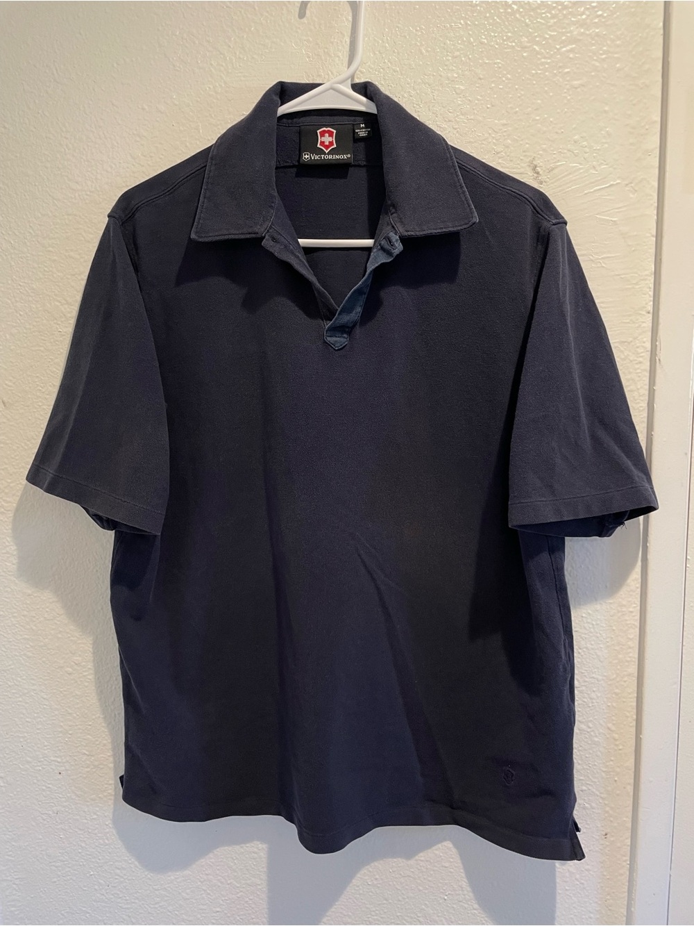 Victorinox Men’s Navy Solid Cotton Polo Shirt Logo Short Sleeve Size M